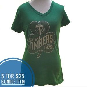 Portland Timbers V-Neck T-Shirt Size Medium